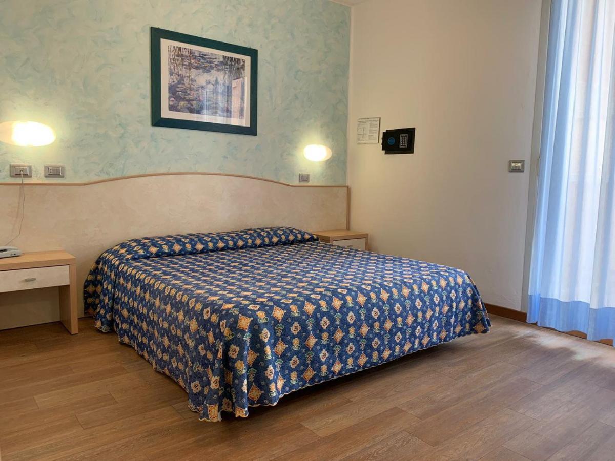 Hotel Ornella Lido di Jesolo Exterior foto